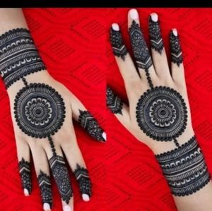 Meet your Posher, Puja